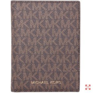 Michael Kors Jet Set Passport Wallet